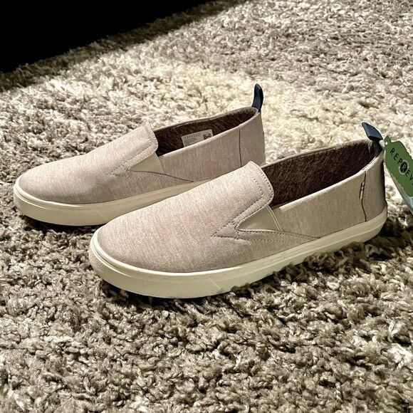 NWT TOMS Kids Luca Slip-On Sneakers - Picture 2 of 7